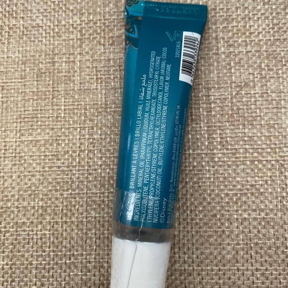 🎀4/$25🎀 NWT: Disney Jasmine X Bath & BodyWorks lipgloss - Picture 2 of 2
